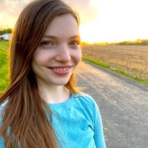 Meet your Posher, Laurel